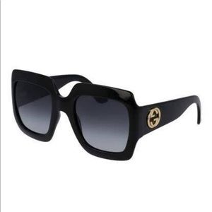 Gucci GG0053S black oversized